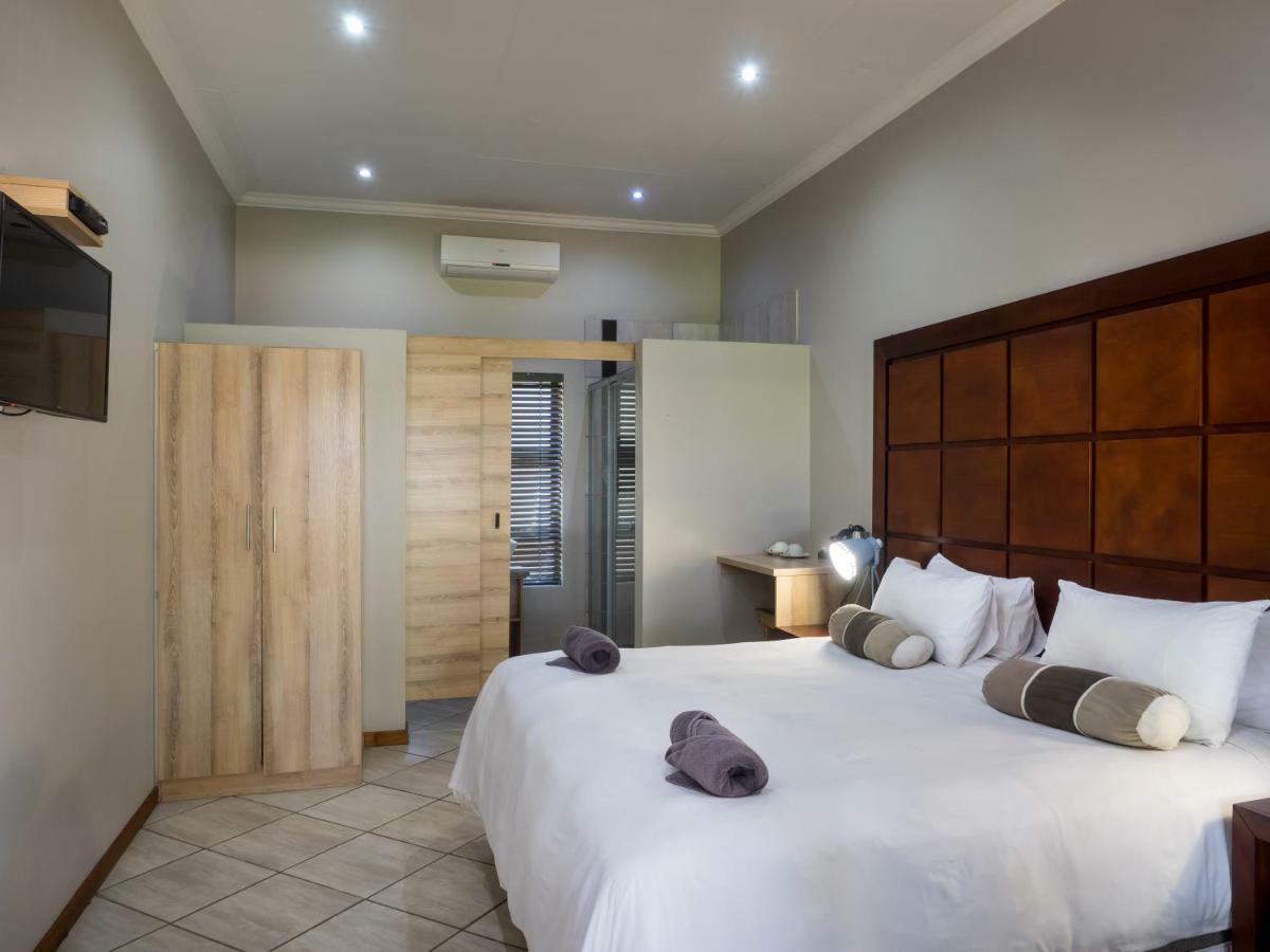Hotel @ 塞昆达 外观 照片