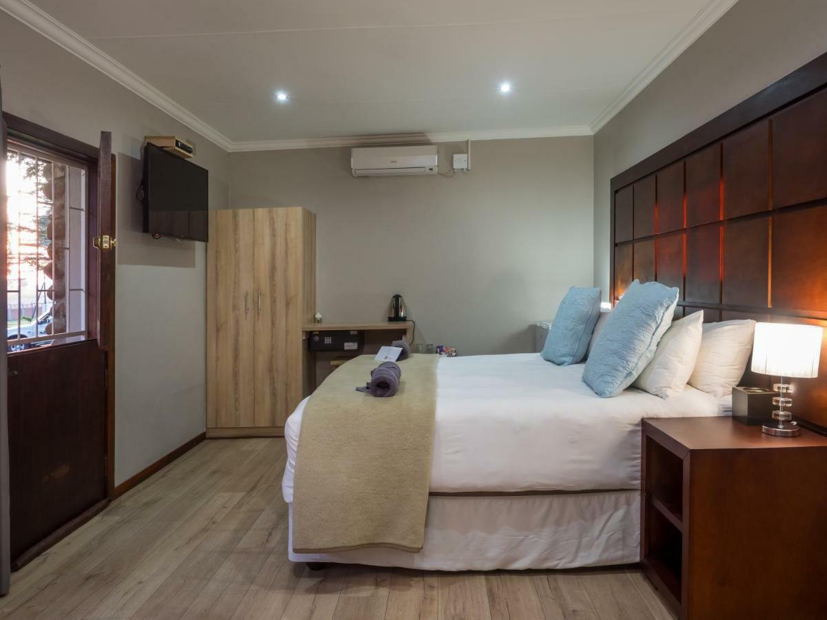 Hotel @ 塞昆达 外观 照片